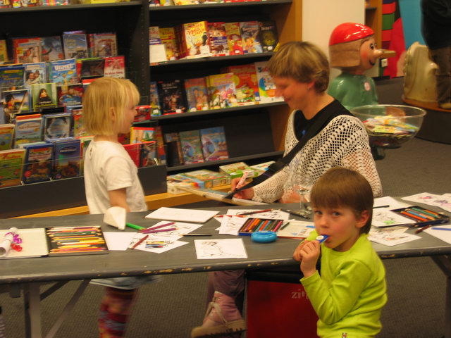 gal/2008/2008 12.04. Mayersche Buchhandlung CD Praesentation/IMG_3729.JPG